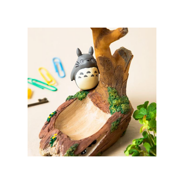 My Neighbor Totoro: Key and Accessory Tree