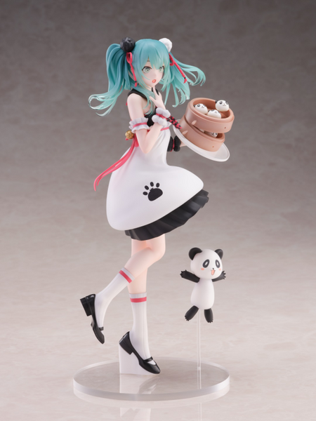 Vocaloid Hatsune Miku Panda Steamed Buns Figure