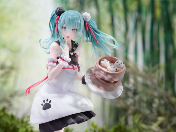 Vocaloid Hatsune Miku Panda Steamed Buns Figure