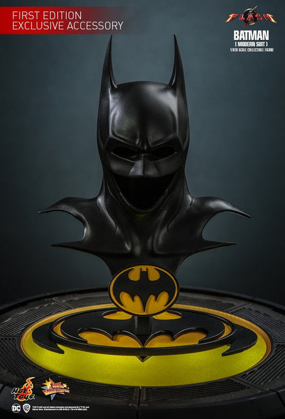 The Flash: Batman (Modern Suit) MMS712