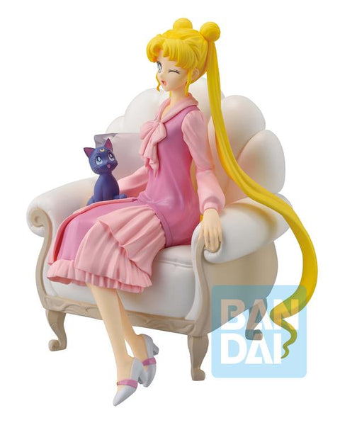 Sailor Moon Cosmos Ichibansho: Usagi & Luna (Antique Style) Figure