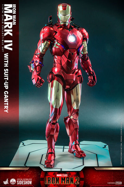 Iron Man 2 Iron Man and Suit Up Gantry 1 4 Scale Collectible Figure Set QS021