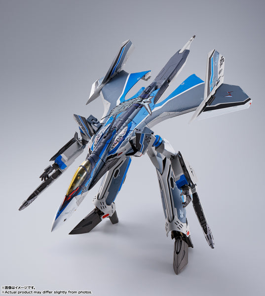DX Chogokin - Macross Delta Movie: Absolute Live!!!!!! VF-31AX Kairos Plus Movie Edition (Hayate Immerman USE)