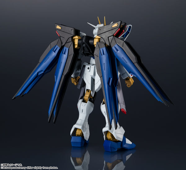 Gundam Universe GU-28 - Strike Freedom Gundam