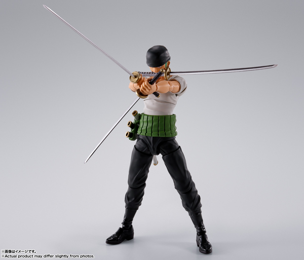 S.H.Figuarts - One Piece: Roronoa Zoro (Romance Dawn)