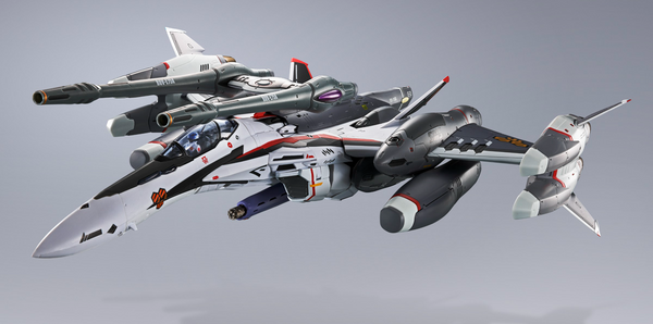 DX Chogokin - Macross Frontier: VF-25F Tornado Messiah Valkyrie (Alto Saotome Use) Revival Ver.