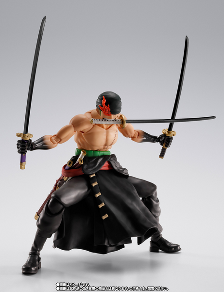 S.H.Figuarts - One Piece: Roronoa Zoro (The King of Hell)- P-Bandai Exclusive