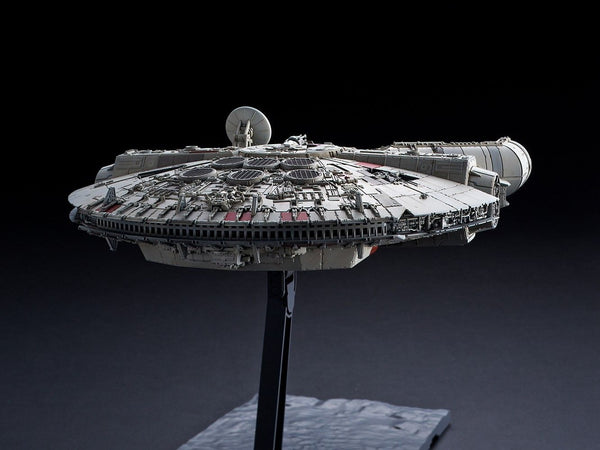 Millennium Falcon (The Rise of Skywalker) 1/144 Scale Model Kit