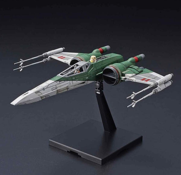 X-Wing Starfighter (Rise of Skywalker) 1/72 Scale Model Kit