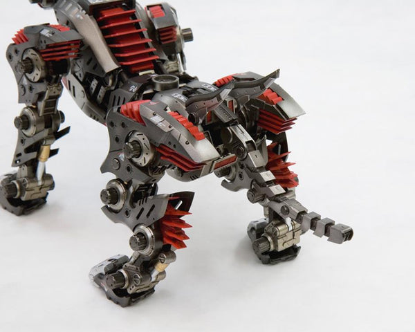 HMM #020 Zoids EZ-035 Lightning Saix (Marking Plus Ver.) Model Kit