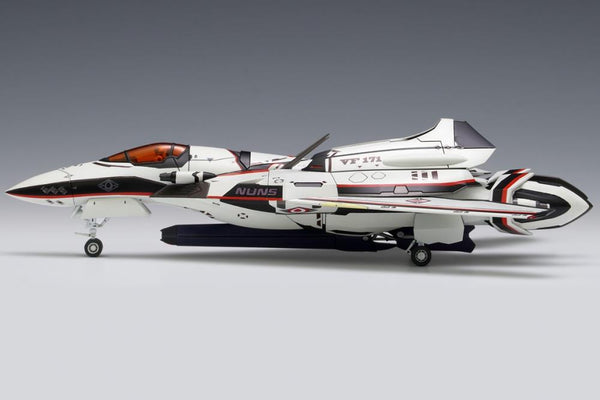 Macross Frontier: VF-171EX Nightmare Plus (Alto Custom) 1/72 Plastic Model