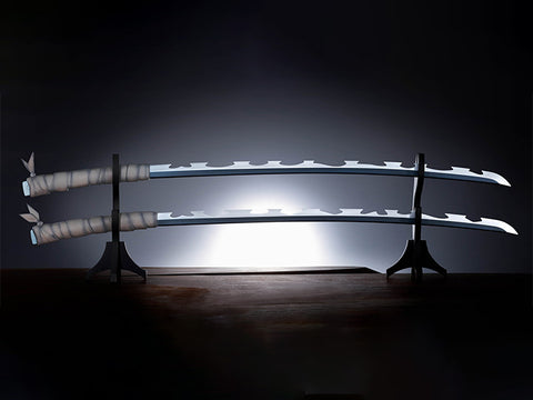 Demon Slayer: Kimetsu no Yaiba Proplica - Inosuke Hashibara's Nichirin Sword