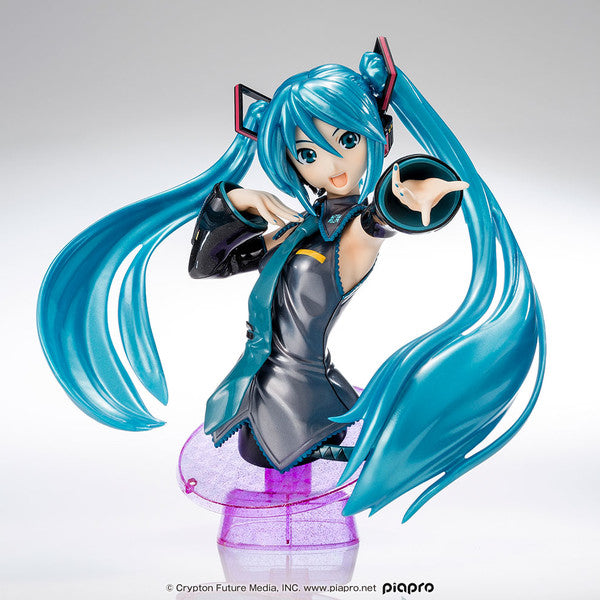 Figure-Rise Bust Hatsune Miku Vocaloid Model Kit (Limited Color Ver.)