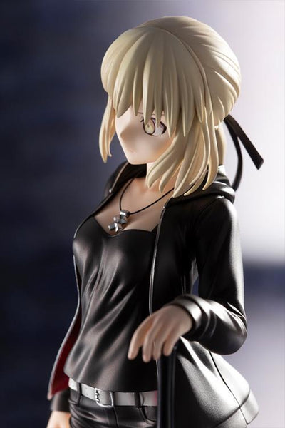 Fate/Grand Order Saber (Altria Pendragon) Casual Ver. 1/7 Scale Figure