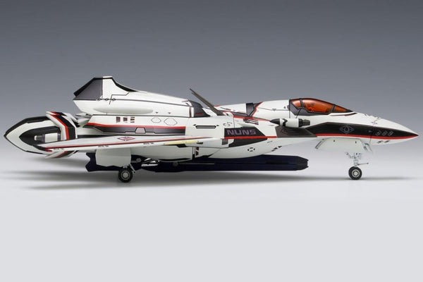 Macross Frontier: VF-171EX Nightmare Plus (Alto Custom) 1/72 Plastic Model