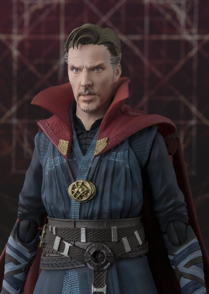 S.H. Figuarts - Doctor Strange & Burning Flame Set