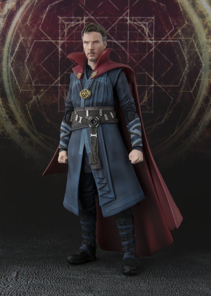 S.H. Figuarts - Doctor Strange & Burning Flame Set