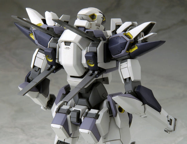 Fullmetal Panic The Second Raid: ARX-7 Arbalest 1/60 Scale Action Figure