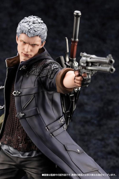 Devil May Cry 5 - Nero ARTFXJ Statue
