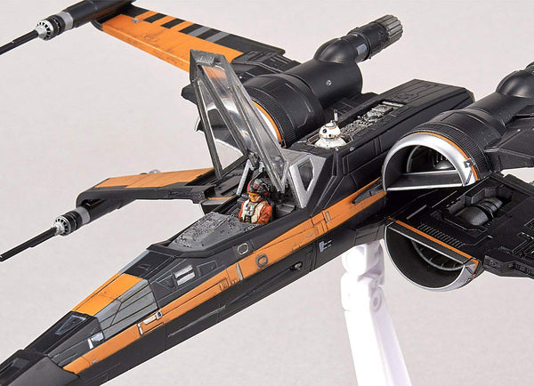 Poe's Boosted X-Wing Starfighter 1/72 Scale Model Kit