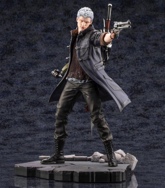 Devil May Cry 5 - Nero ARTFXJ Statue