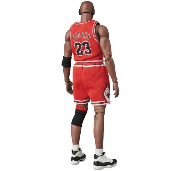 Michael Jordan (Chicago Bulls) MAFEX No. 100