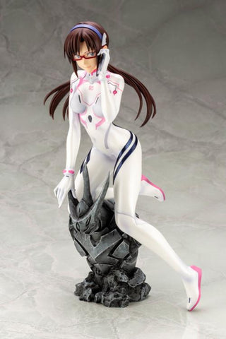 Neon Genesis Evangelion: Mari Makinami Illustrious (White Plugsuit Ver.) 1/6 Statue