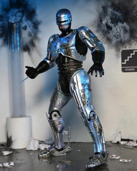 RoboCop - Ultimate Battle Damaged RoboCop with Chair