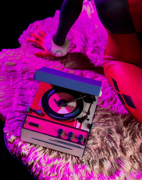 DC Comics - Waiting for My J Man Harley Quinn Statue