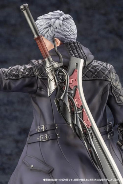 Devil May Cry 5 - Nero ARTFXJ Statue