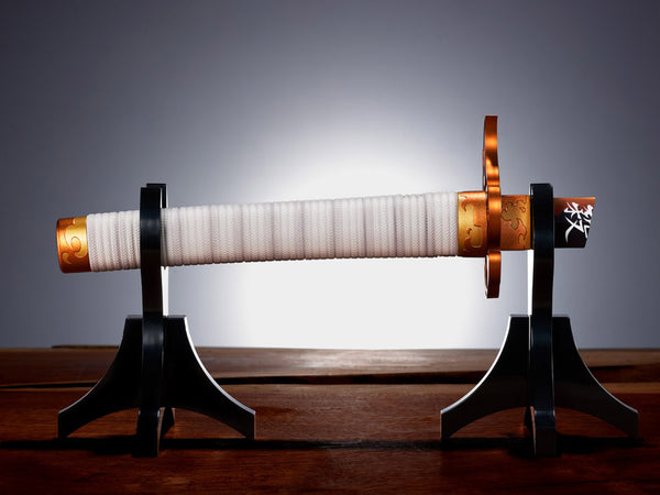 Demon Slayer: Kimetsu no Yaiba Proplica - Kyojuro Rengoku's Broken Nichirin Sword