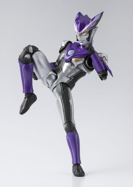 S.H.Figuarts - Ultraman Rosso Wind