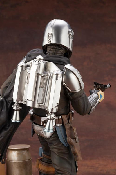 Star Wars - Mandalorian & The Child "The Mandalorian" ARTFX+