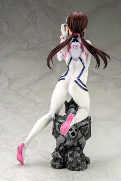Neon Genesis Evangelion: Mari Makinami Illustrious (White Plugsuit Ver.) 1/6 Statue