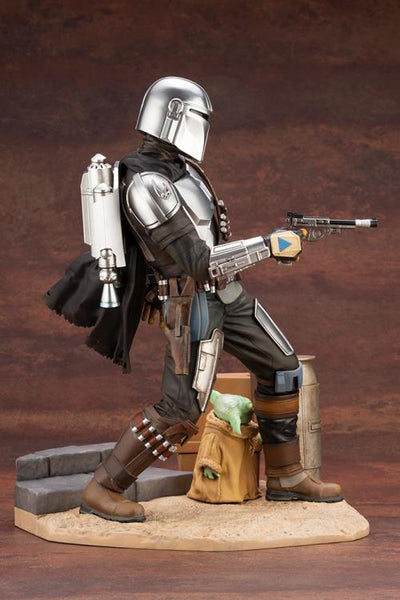 Star Wars - Mandalorian & The Child "The Mandalorian" ARTFX+