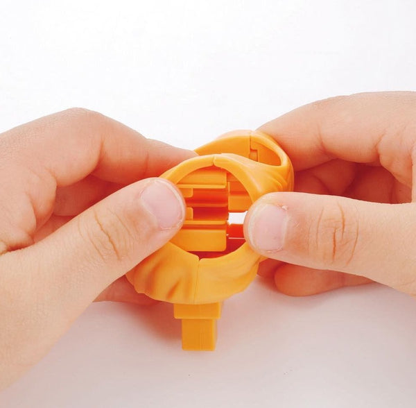 Entry Grade #02 Super Saiyan God Super Saiyan Goku Model Kit