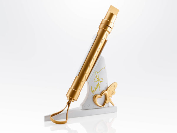 Macross Frontier Proplica: Sheryl Nome's Microphone Replica