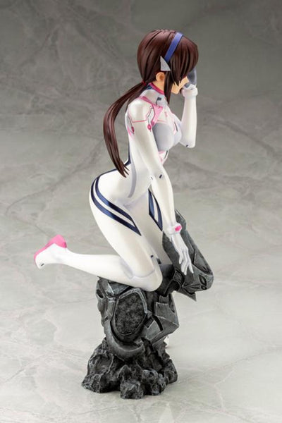 Neon Genesis Evangelion: Mari Makinami Illustrious (White Plugsuit Ver.) 1/6 Statue