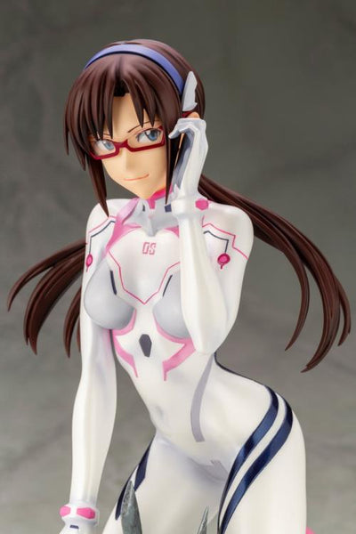 Neon Genesis Evangelion: Mari Makinami Illustrious (White Plugsuit Ver.) 1/6 Statue