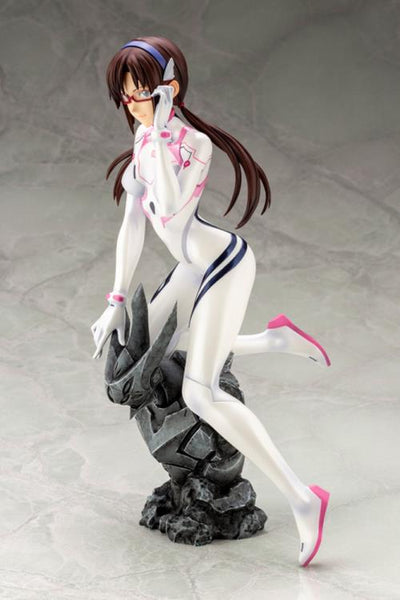Neon Genesis Evangelion: Mari Makinami Illustrious (White Plugsuit Ver.) 1/6 Statue